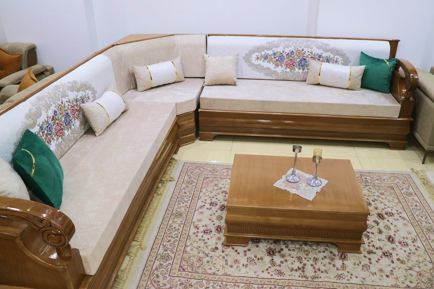 Salon Arabesque